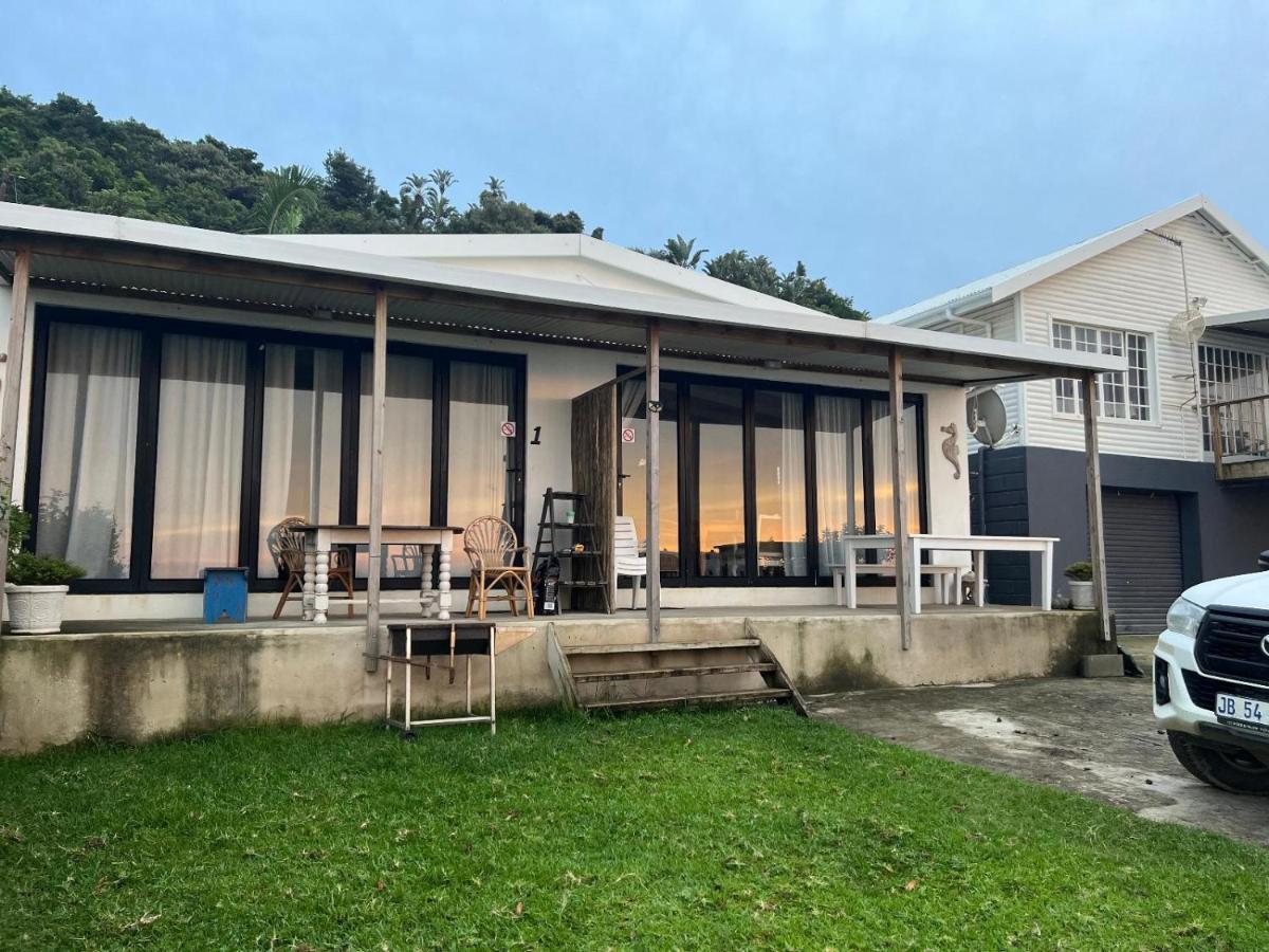 Port Saint Johnʼs Linga Futhi Beach Cottages מראה חיצוני תמונה